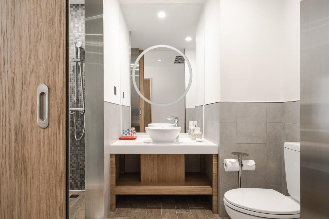 Phoenix Hotel 台中市 エクステリア 写真