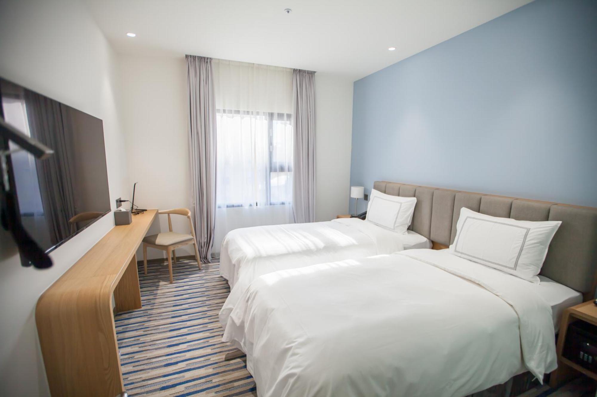 Phoenix Hotel 台中市 エクステリア 写真